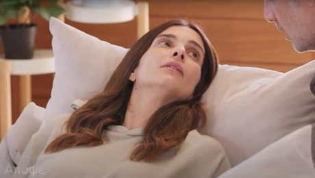 Η Γη της Ελιάς: Η Ιουλία σε σκηνή της σειράς