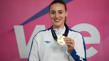 Άννα Κορακάκη