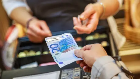 Πληρωμή τοις μετρητοίς