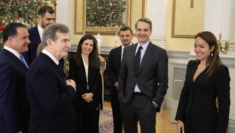 Μητσοτάκης στην ορκωμοσία των νέων υπουργών