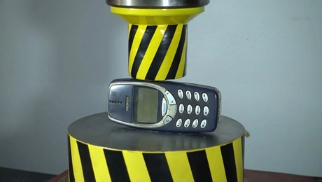 nokia3310-press