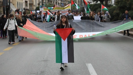 Πορεία στο κέντρο της Αθήνας υπέρ της Παλαιστίνης