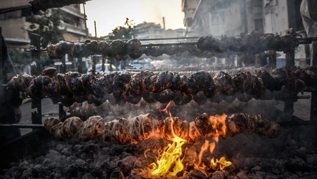 Ψησίματα της Τσικνοπέμπτης στην Αθήνα