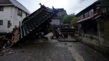 Συντρίμμια από τον σεισμό στην Ιαπωνία