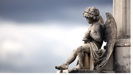 Άγαλμα αγγέλλου