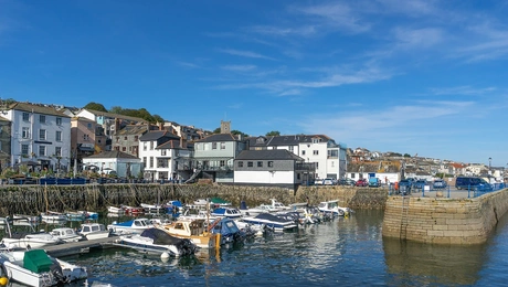 Φάλμουθ, Βρετανία