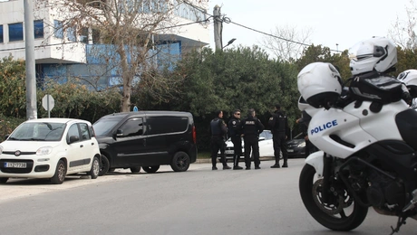 glifada pirovolismoi