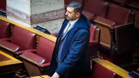 Χαράλαμπος Κατσιβαρδάς