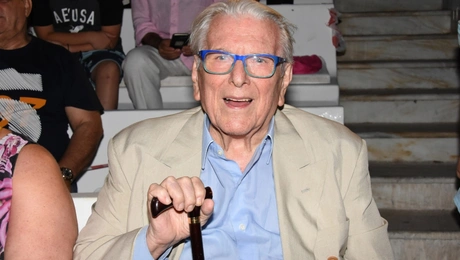 Ο Κώστας Βουτσάς στο Βεάκειο Θέατρο