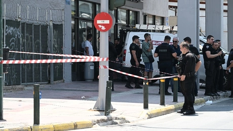 Πυροβολισμοί στη Λένορμαν