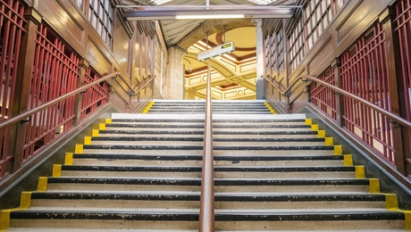 Κάποιοι σταθμοί στο Λονδίνο δεν διαθέτουν καν κυλιόμενες 