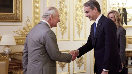 Συνάντηση Κυριάκου Μητσοτάκη με τον βασιλιά Κάρολο