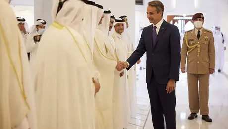 mitsotakis katar.jpg