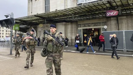 Επίθεση σε σιδηροδρομικό σταθμό στο Παρίσι