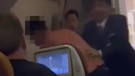 Επιβάτης σε πτήση της Thai Airways προκάλεσε πανικό