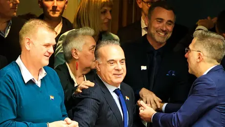 Φώτης Σεργουλόπουλος, Γιώργος Καπουτζίδης και Άκης Σκέρτσος στη Βουλή