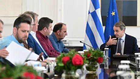 sinantisi mitsotakis agrotes