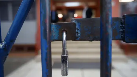 Κλειστό σχολείο