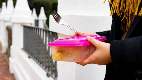 Λερωμένο τάπερ