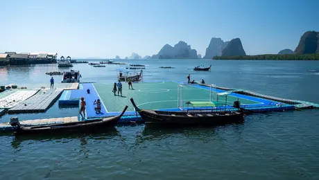 Το πλωτό γήπεδο