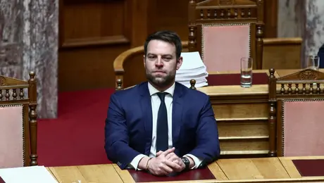 Στέφανος Κασσελάκης στη Βουλή