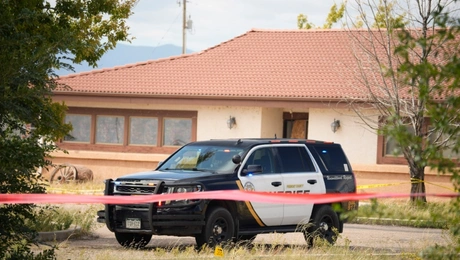 Εντοπίστηκαν δεκάδες πτώματα σε αποσύνθεση σε γραφείο τελετών