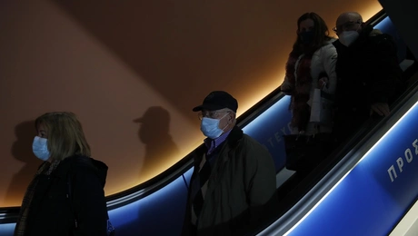 Πολίτες με μάσκες