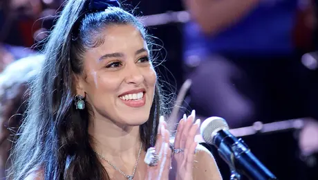 Η Μαρίνα Σάττι σε συναυλία στο Ηρώδειο