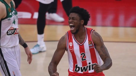 Ολυμπιακός - Παναθηναϊκός 71-65