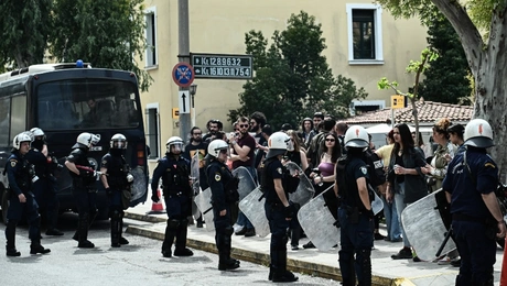 dikastiria evelpidon ginaikoktonia