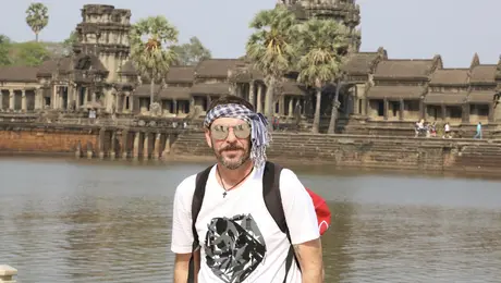 Ο πρώην στρατιωτικός που ταξιδεύει τον κόσμο