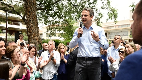 Ο Κυριάκος Μητσοτάκης στα Βριλήσσια