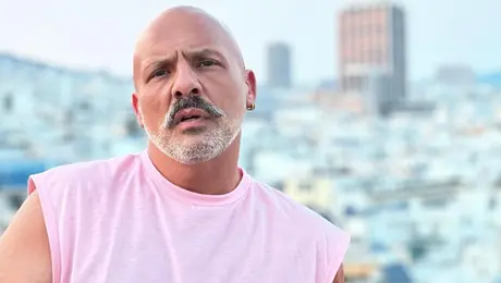 Νίκος Μουτσινάς