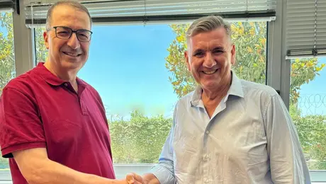 Ο Μανώλης Δραϊνάκης με τον Γιώργο Θαναηλάκη