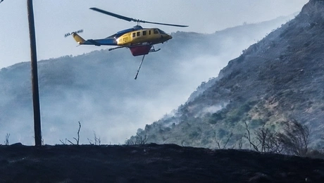 Ελικόπτερο Πυροσβεστικής