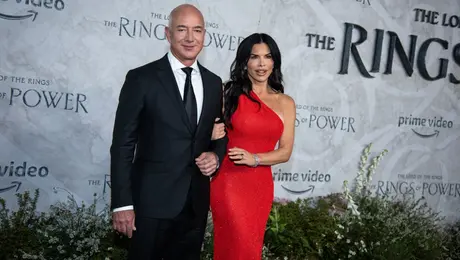 Ο Τζεφ Μπέζος και η Λόρεν Σάντσεζ