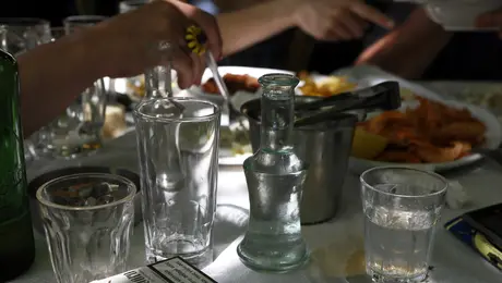 tsipouro-raki