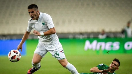 Στάθης Χατζηλάμπρος