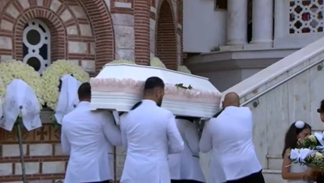 Κηδεία 13χρονης στη Χαλκιδική