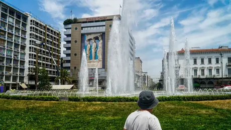 Ζεστός καιρός στην Αθήνα