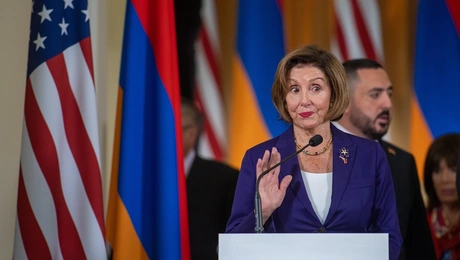 Η Νάνσυ Πελόζι