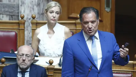 νατασα πετρουλια