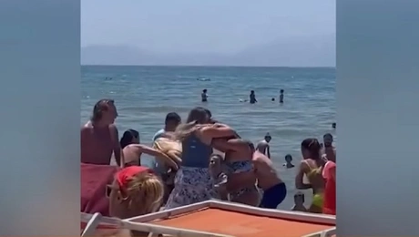 παραλια ιταλια ξαπλωστρεσ