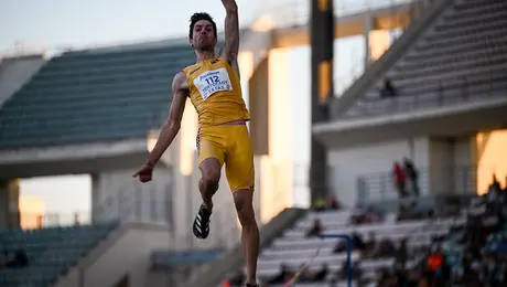 Ο Μίλτος Τεντόγλου