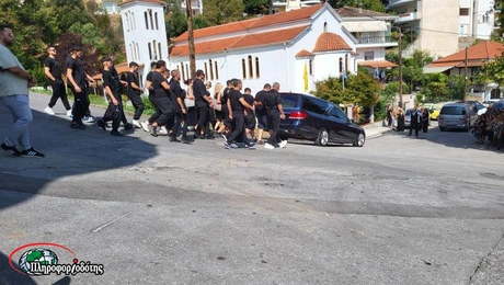 19xronos-louna-park-2