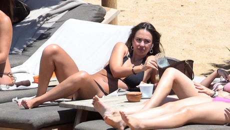 τζεσικα αλμπα