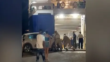 andros-autokinito-ploio