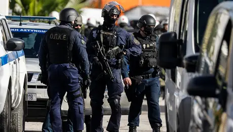 Επιχείρηση της ΕΛΑΣ σε καταυλισμό