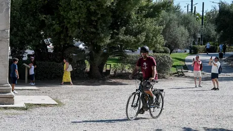 αθηνα αυγουστος διακοπες