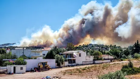 φωτια κορωπι